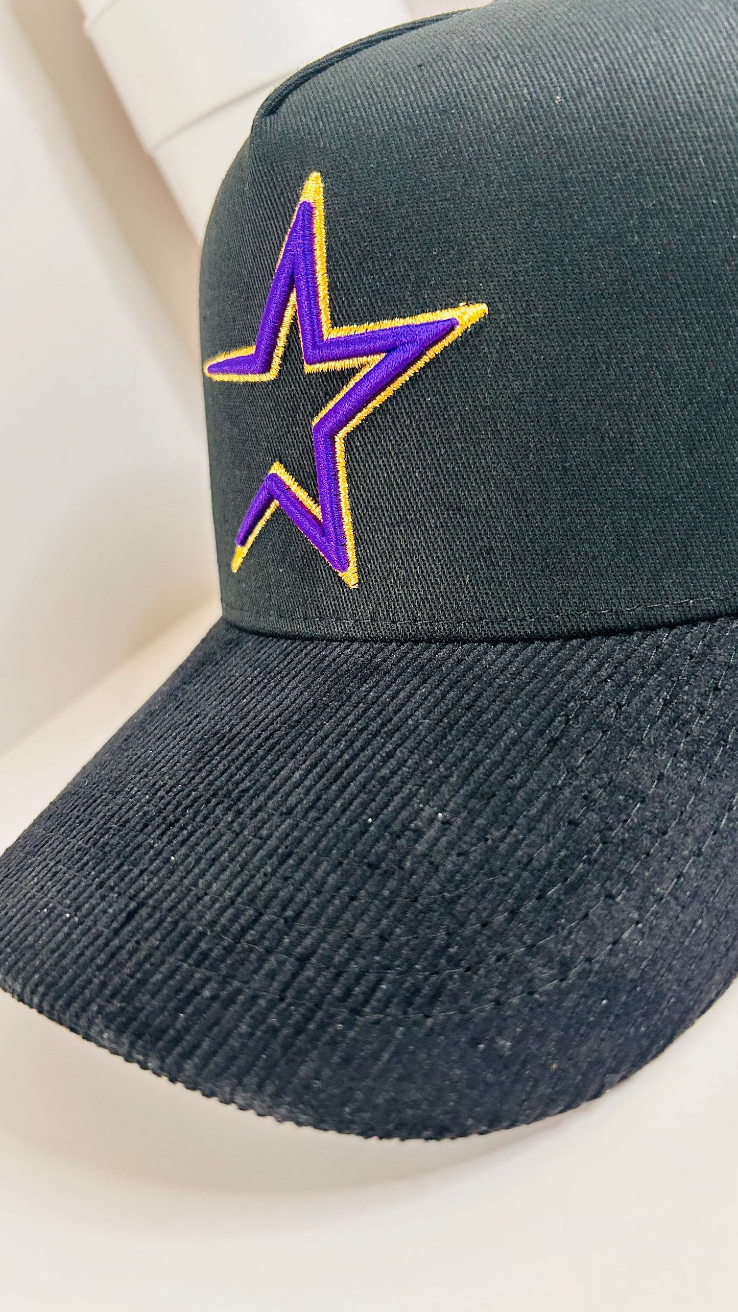 Wavy Navy Stros Hat