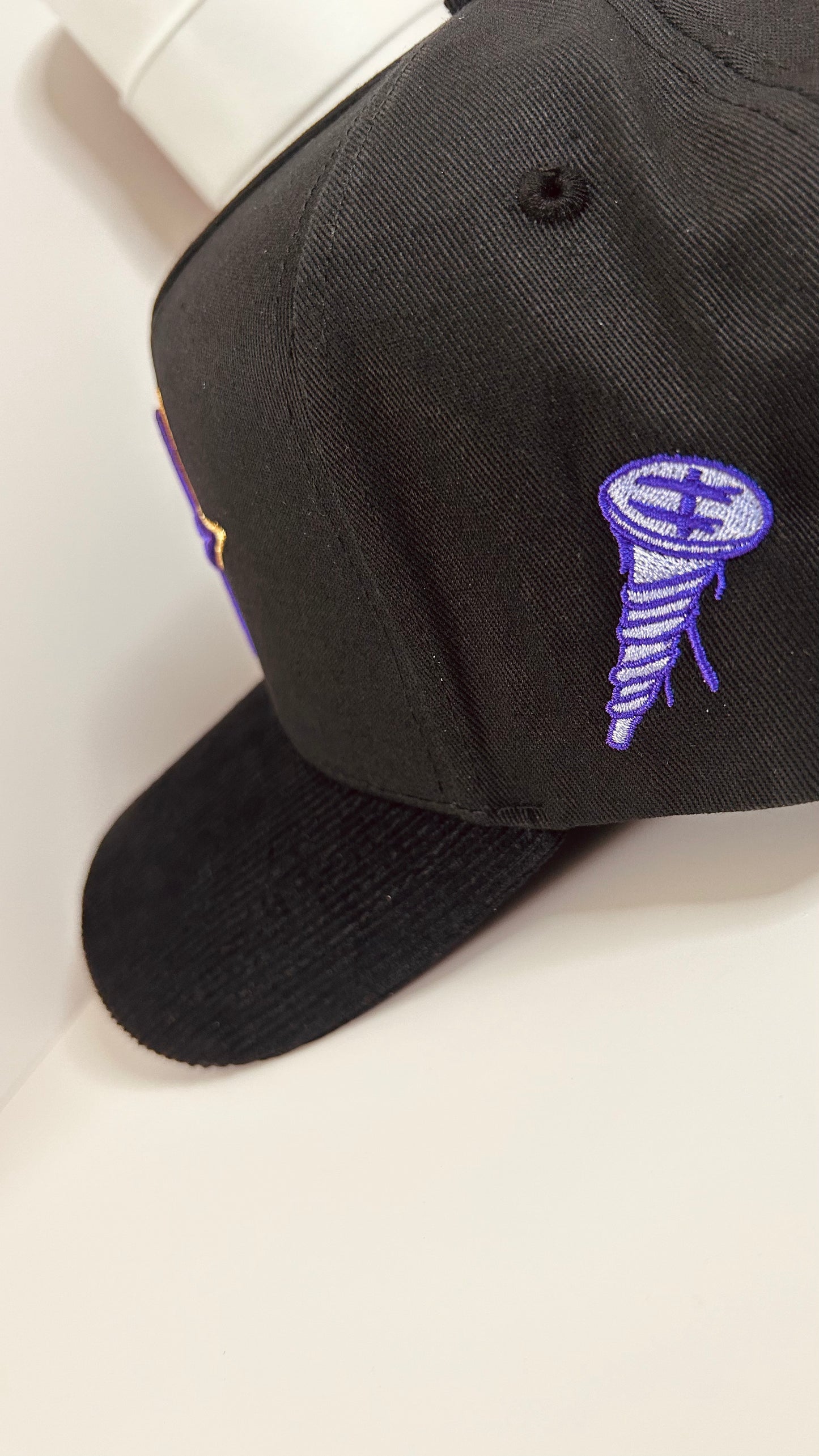 Wavy Navy Stros Hat